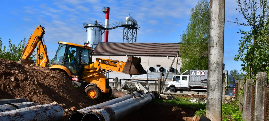 Intensīvi turpinās būvdarbi Tvaika ielas projektā